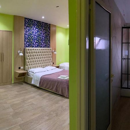 Pilo Lala Hotel Lushnjë Buitenkant foto